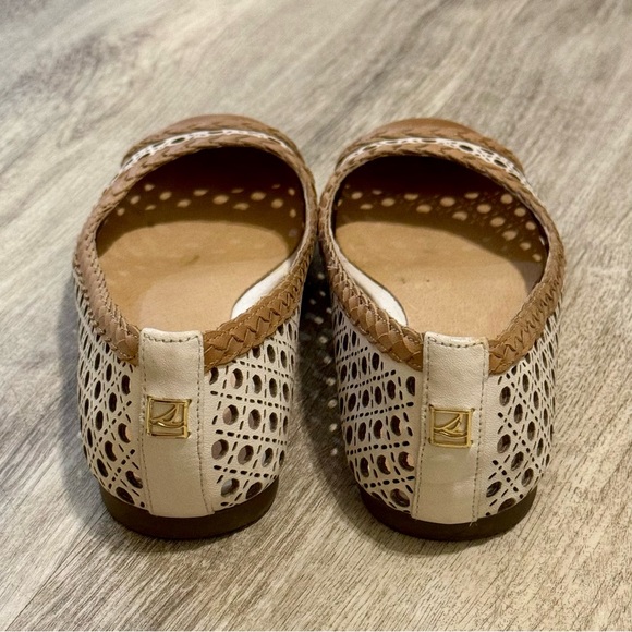 Sperry Top Slider Laser Cut Leather Ballet Flats White & Tan SZ 7 EUC WORN ONCE - Picture 7 of 11